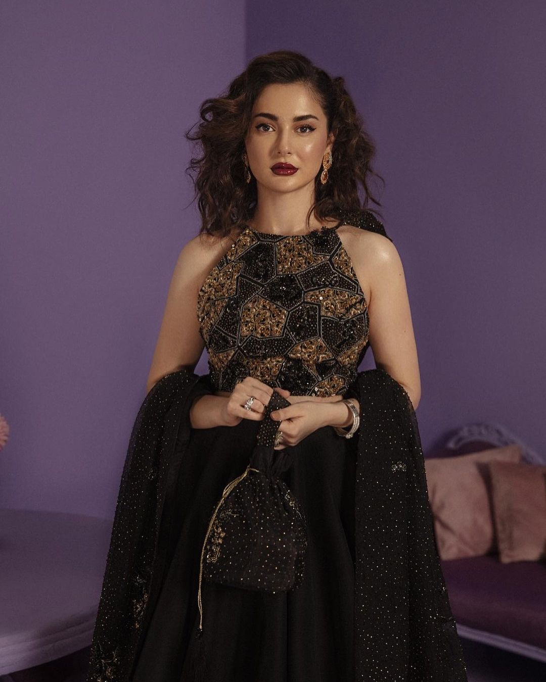 beautiful pakistani actress Hania Amir Hot Pictures