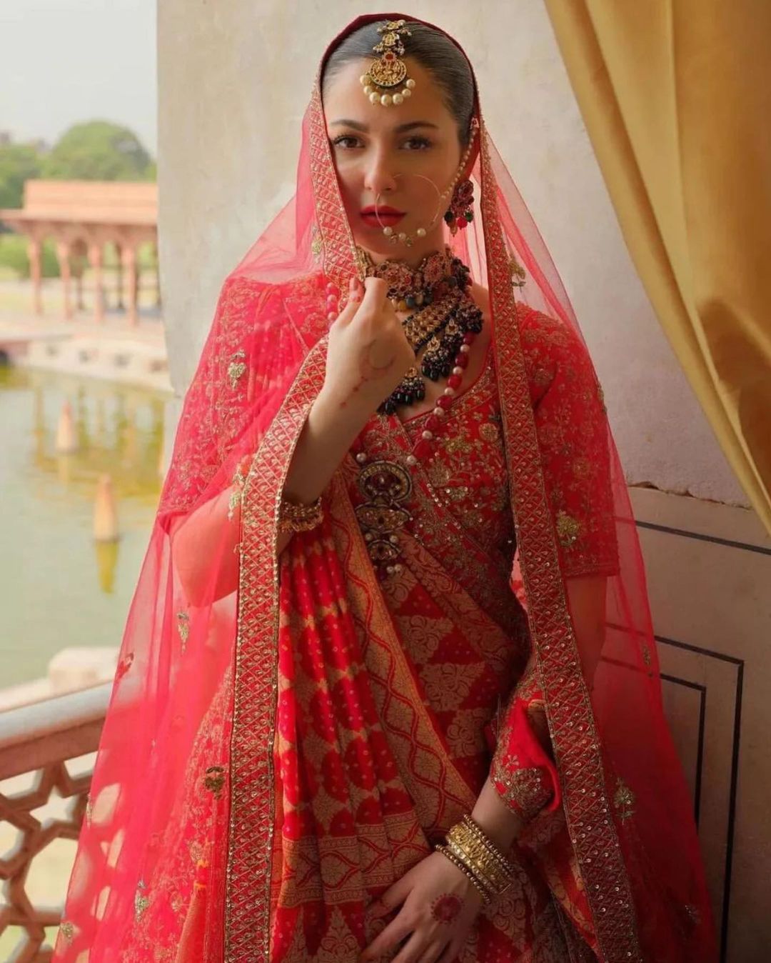 Hania Amir Hot Photos