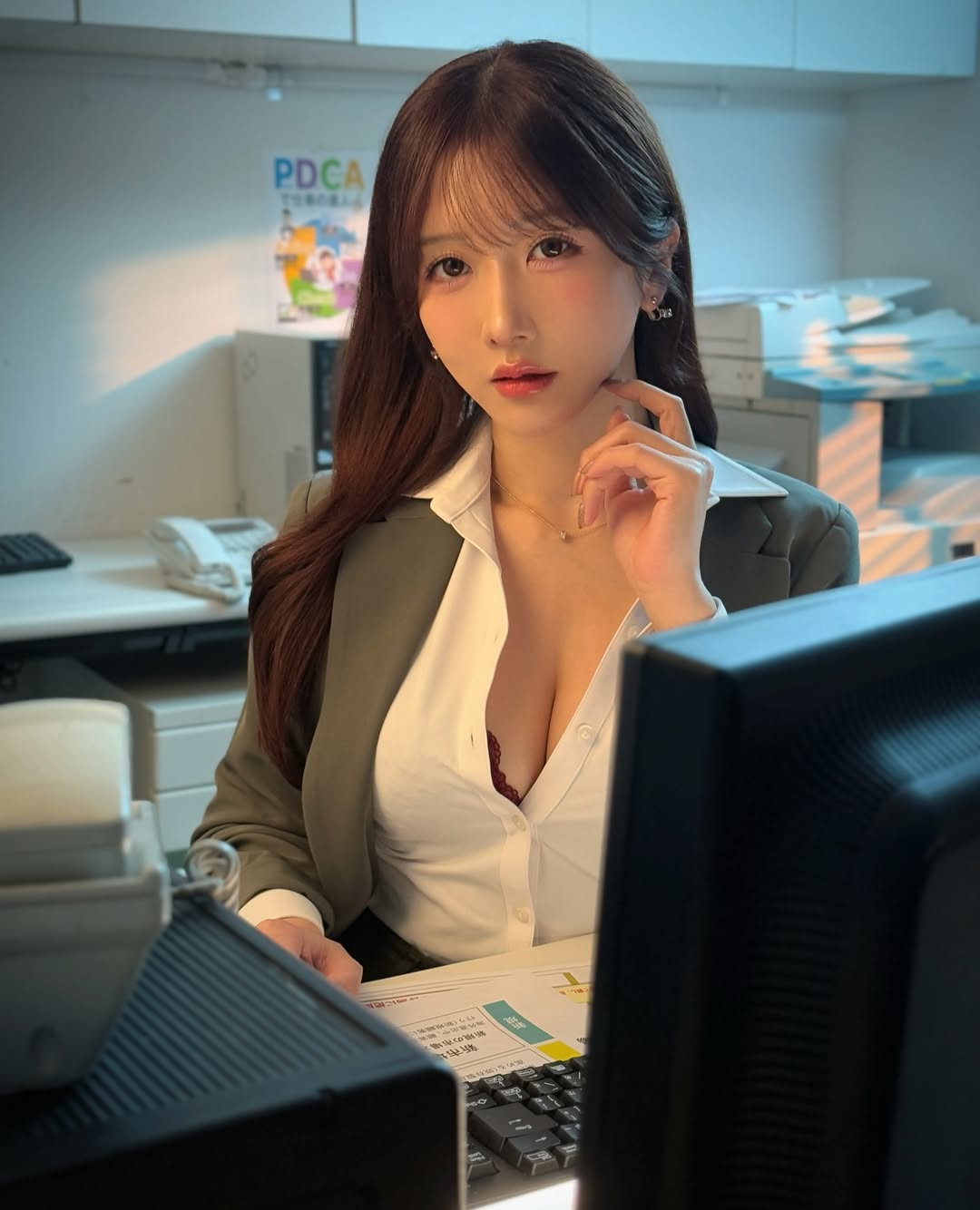 Hibiki Otsuki Biography